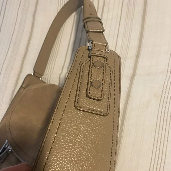 Marc Jacobs Groove Leather Hobo Bag - Picture 7 of 10